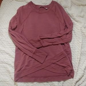 Althleta sweater/sheatshirt